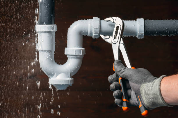 Professional Leak Detection technician working in Babson Park, MA